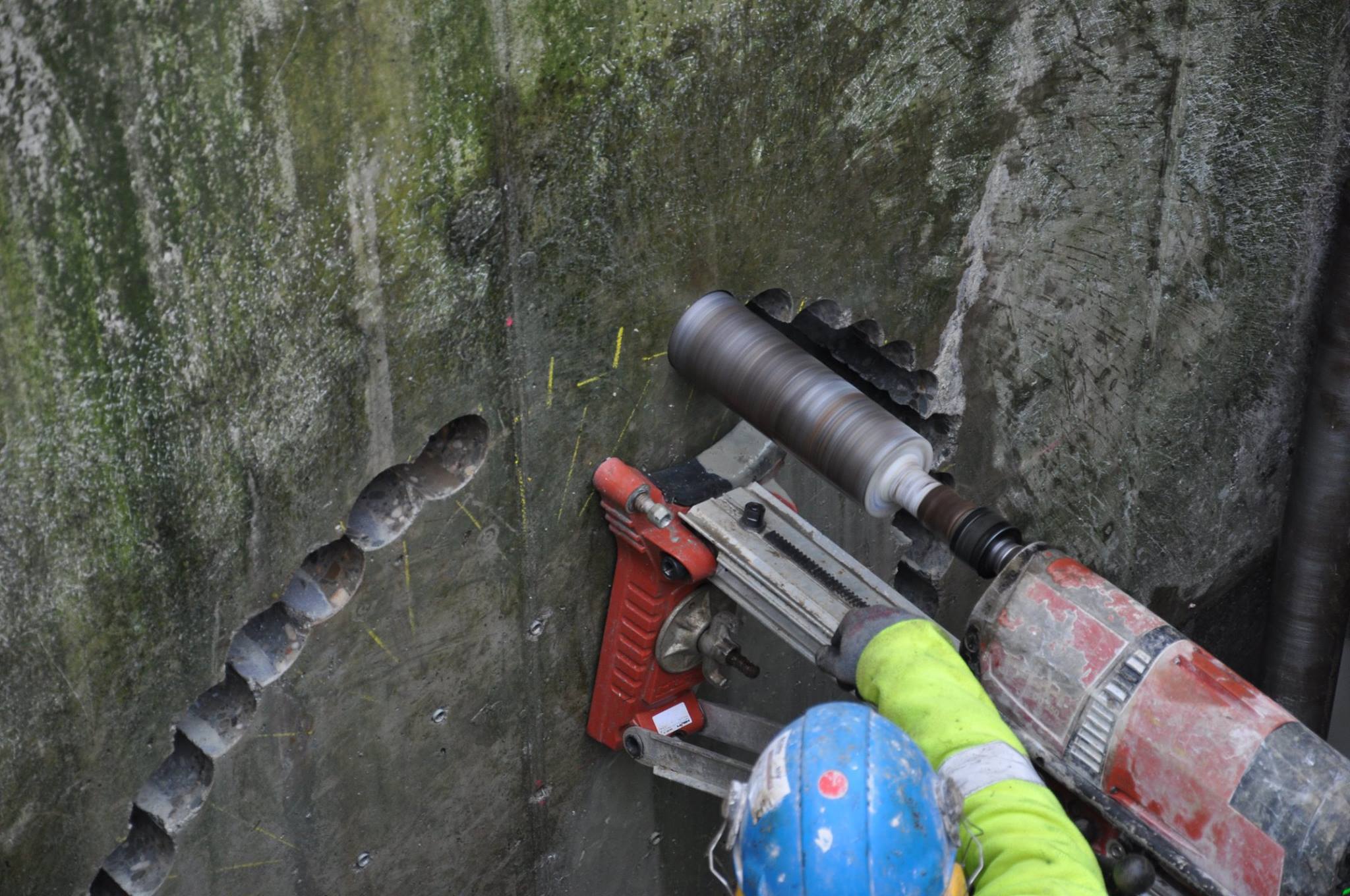Wiercenie w betonie techniką diamentową
